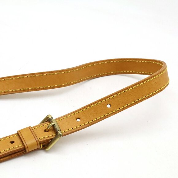 LOUIS VUITTON Brown Monogram Shoulder Bag - Picture 6 of 8